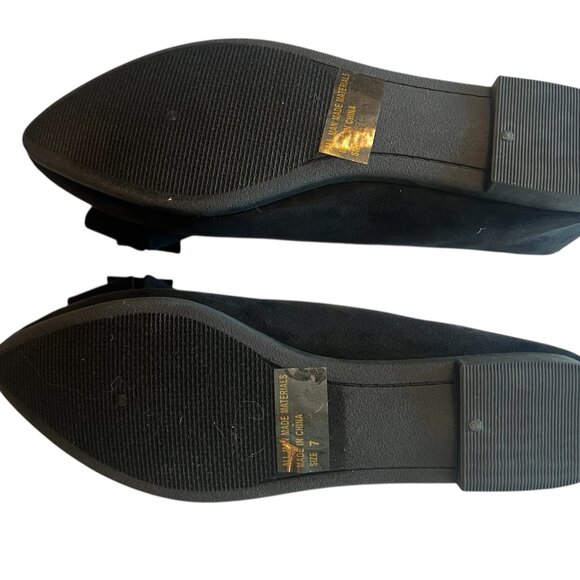 NEW Women's Black Faux Suede Pointed Tow Bow Detail Flats - Size 7 - Picture 4 of 5